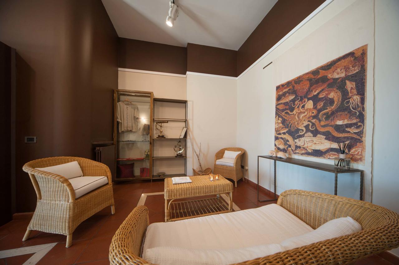 Les Naturels Maison Apartment Trani Exterior photo